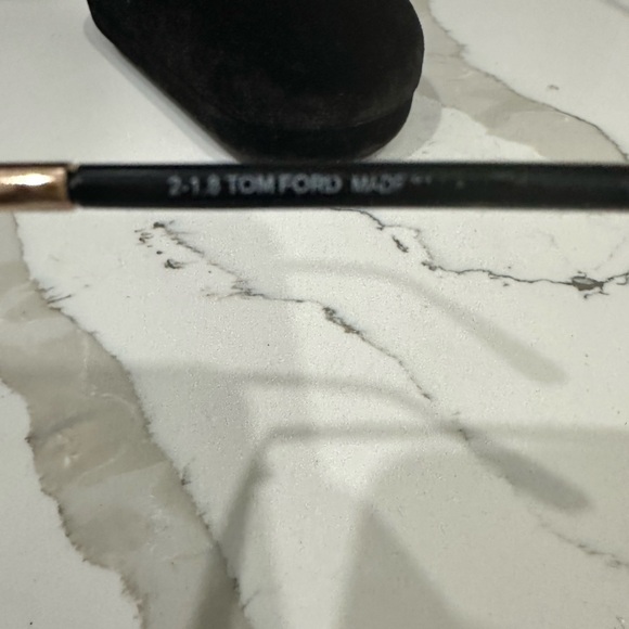 AUTHENTIC: TOM FORD sunglasses - Picture 5 of 8